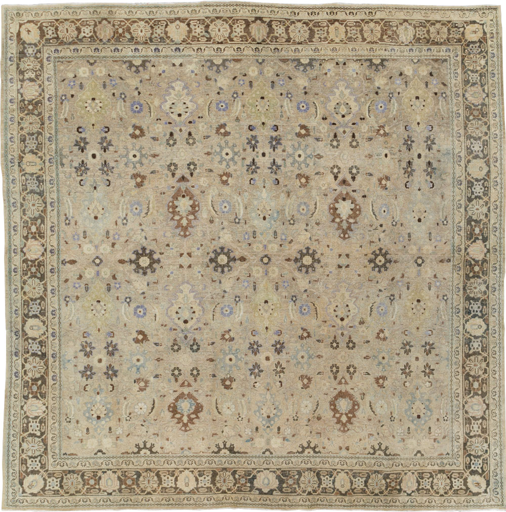 Vintage Persian Mahal Square Room Size Carpet, No.24117 - Galerie Shabab
