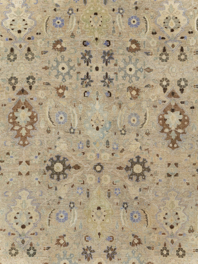 Vintage Persian Mahal Square Room Size Carpet, No.24117 - Galerie Shabab