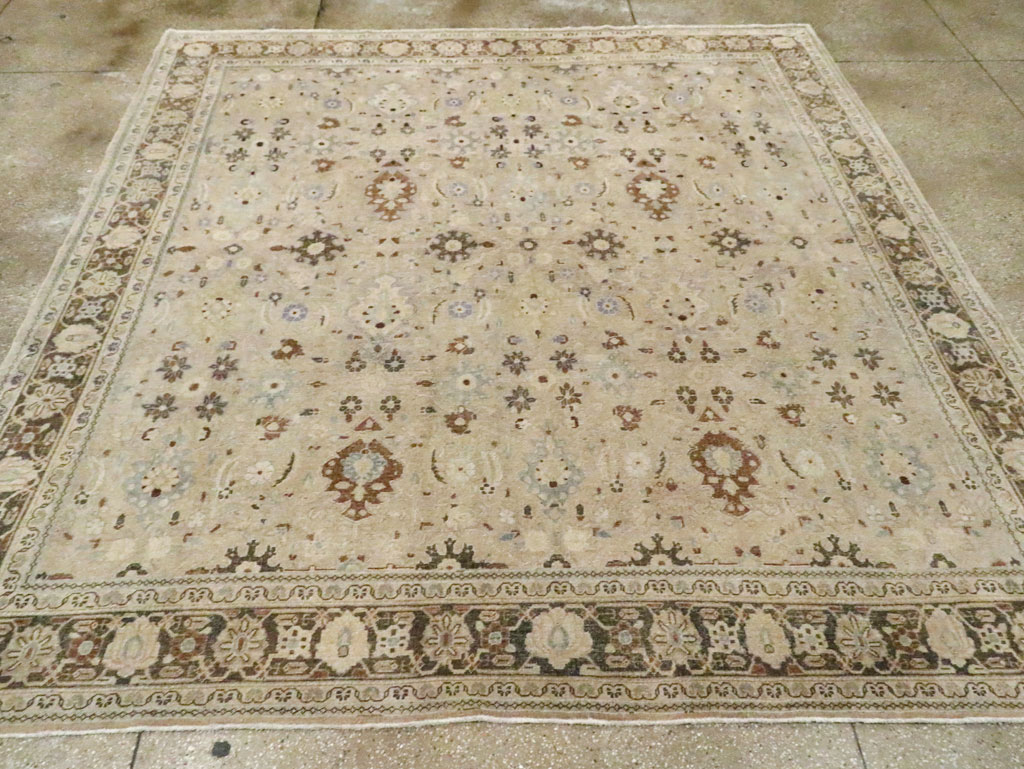 Vintage Persian Mahal Square Room Size Carpet, No.24117 - Galerie Shabab