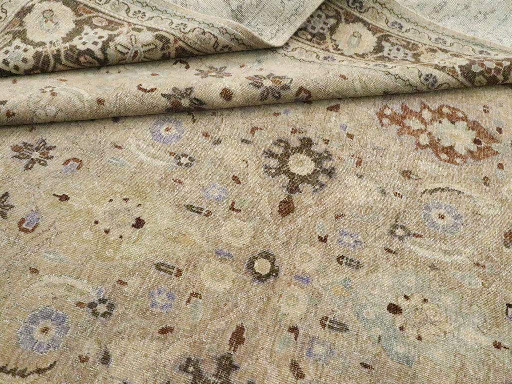 Vintage Persian Mahal Square Room Size Carpet, No.24117 - Galerie Shabab