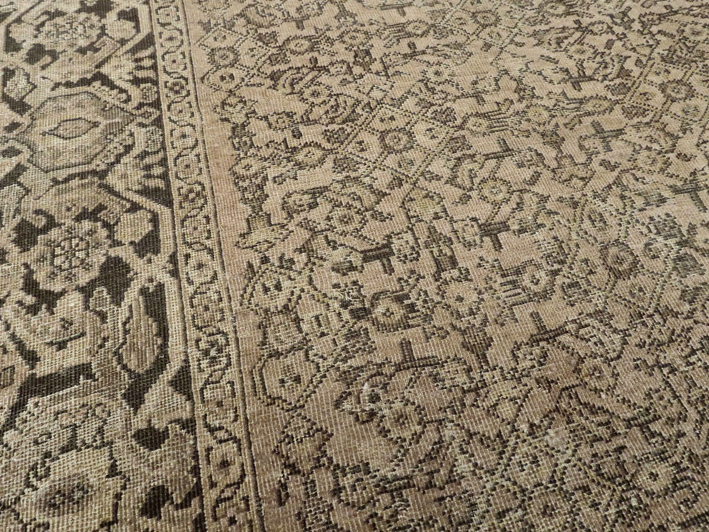 Antique Persian Mahal Carpet, No.24118 - Galerie Shabab