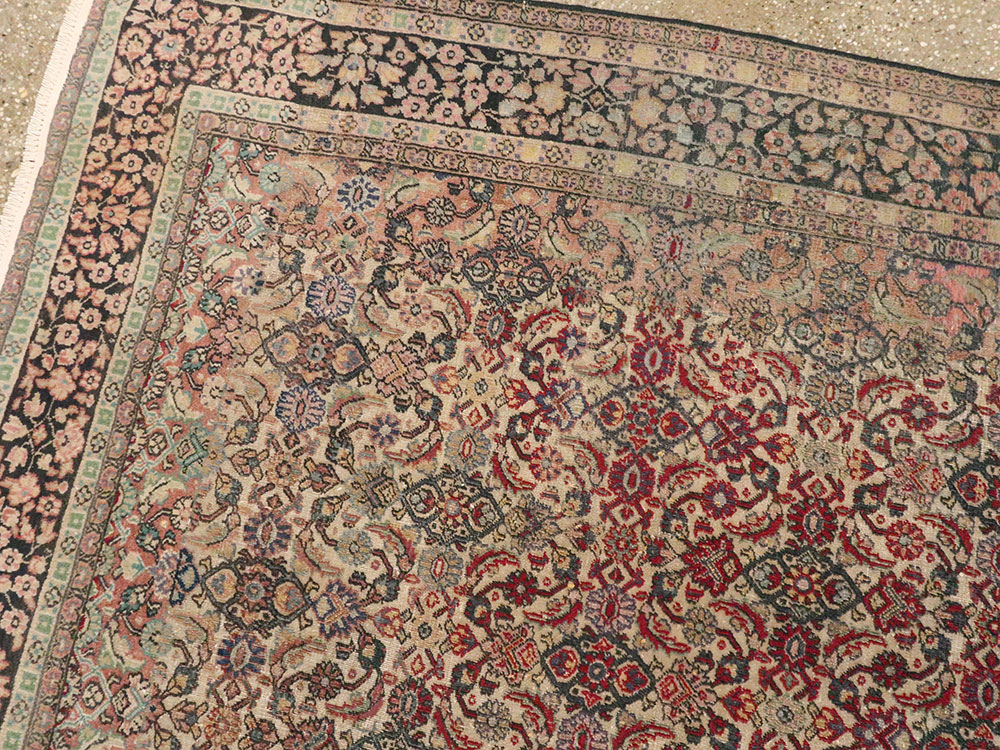 Antique Indian Lahore Carpet, No.24132 - Galerie Shabab