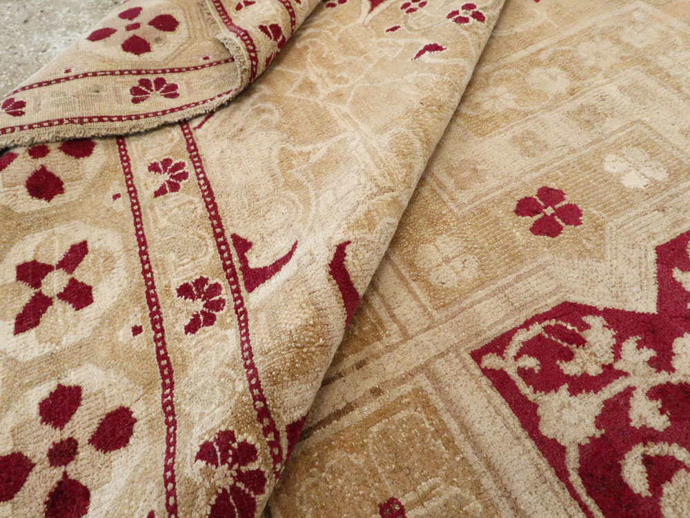 Vintage Indian Agra Carpet, No.24135 - Galerie Shabab