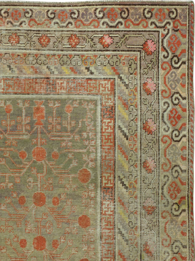 Antique East Turkestan Khotan Gallery Carpet, No.24175 - Galerie Shabab