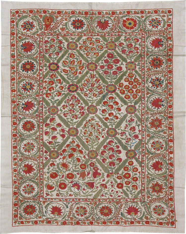 Vintage Central Asian Embroidered Suzani Textile, No.24185 - Galerie Shabab
