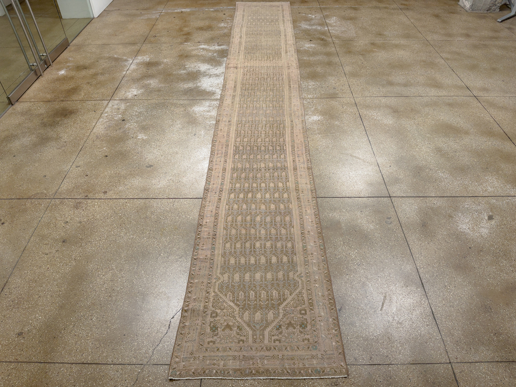 Vintage Persian Tabriz Long Runner, No.24187 - Galerie Shabab