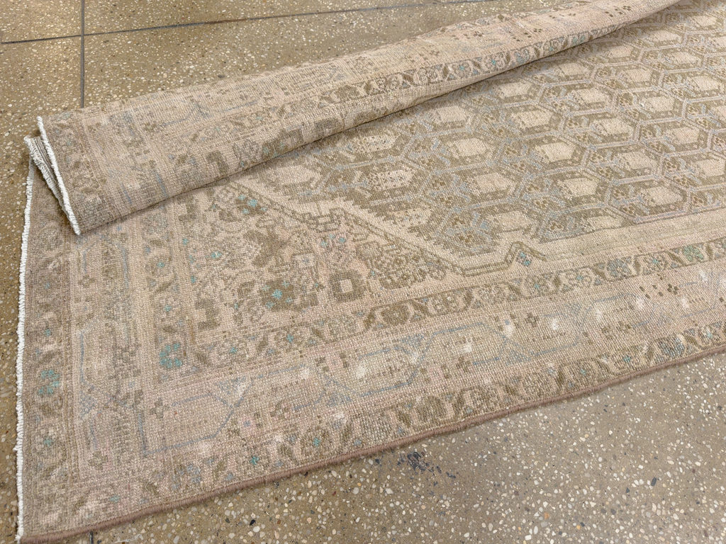 Vintage Persian Tabriz Long Runner, No.24187 - Galerie Shabab