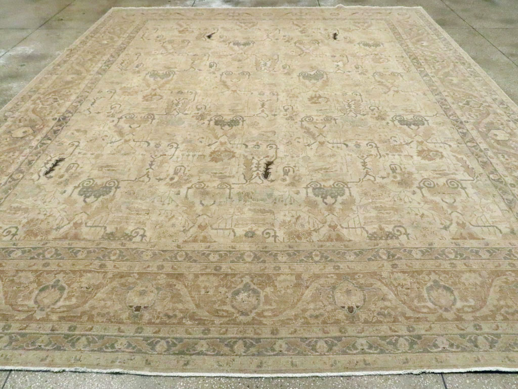 Antique Persian Tabriz Carpet, No.24192 - Galerie Shabab