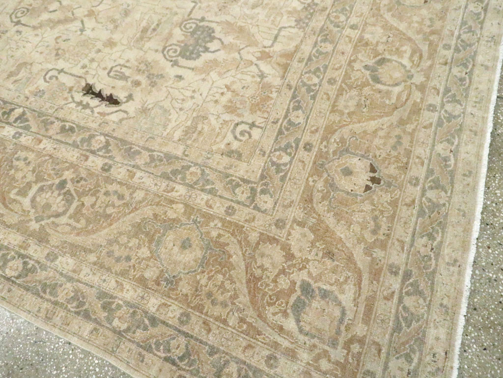 Antique Persian Tabriz Carpet, No.24192 - Galerie Shabab