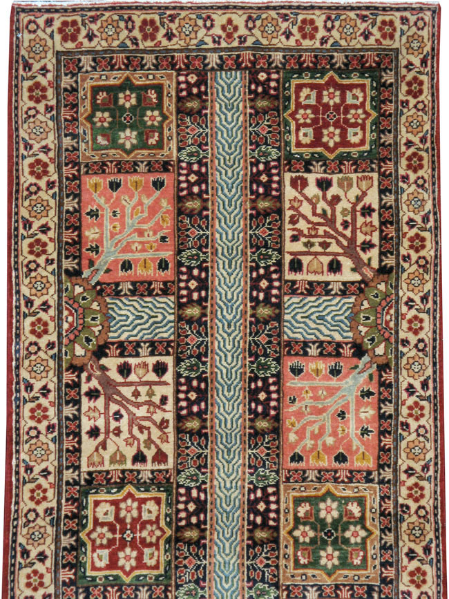 Vintage Persian Tabriz Runner, No.24194 - Galerie Shabab