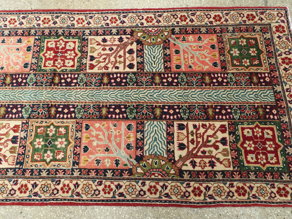 Vintage Persian Tabriz Runner, No.24194 - Galerie Shabab