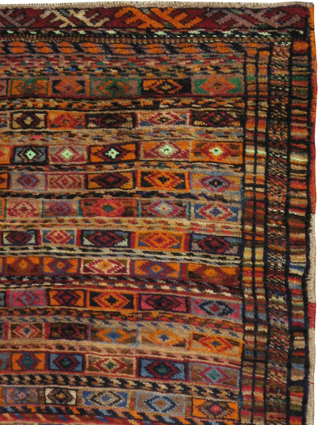 Vintage Shiraz Rug, No.24195 - Galerie Shabab