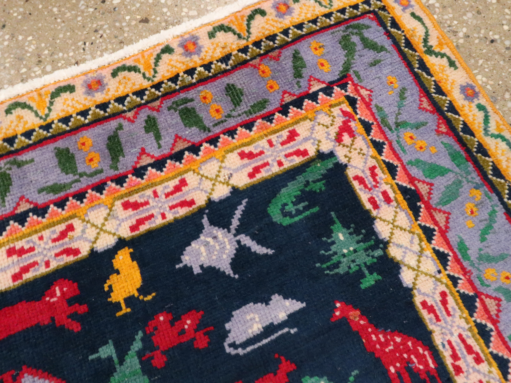 Vintage Persian Tabriz Pictorial Rug, No.24200 - Galerie Shabab