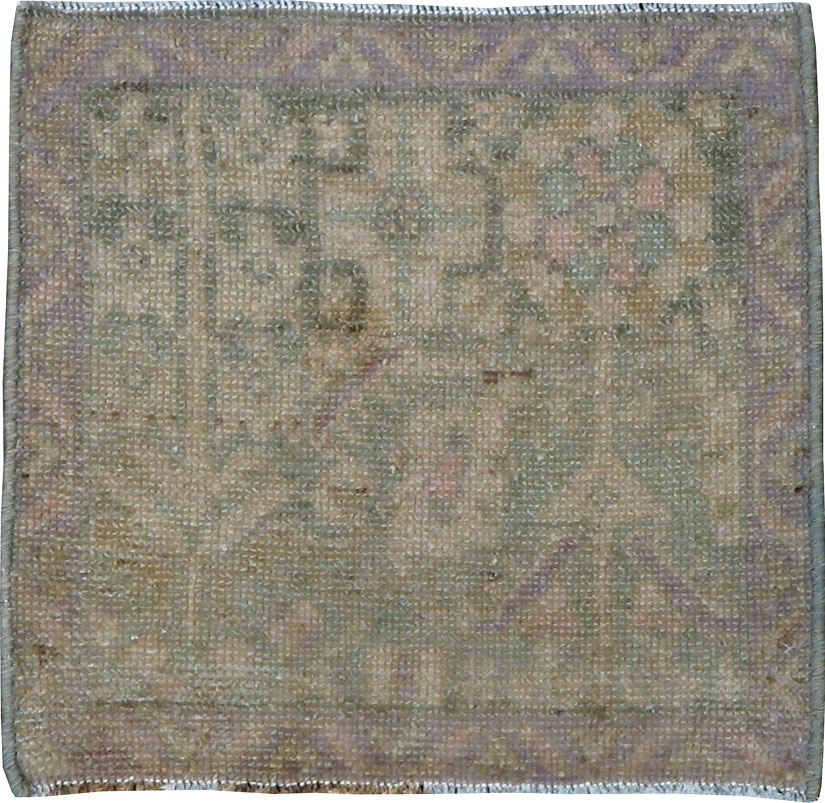 Vintage Persian Malayer Square Rug, No.24201 - Galerie Shabab