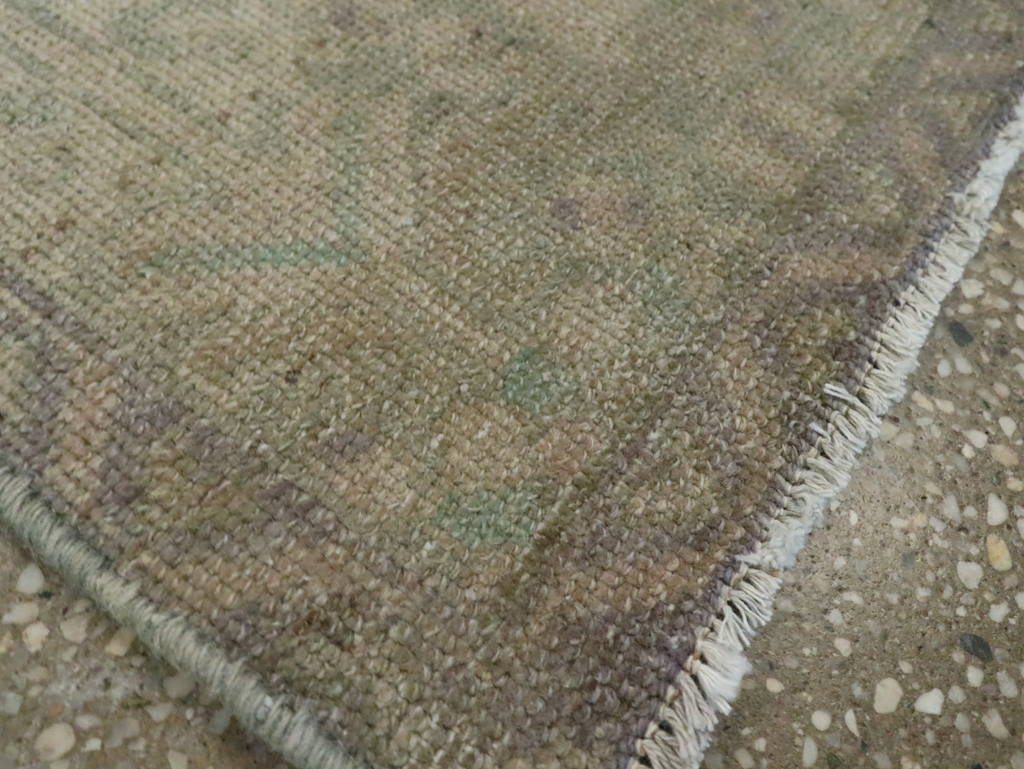 Vintage Persian Malayer Square Rug, No.24201 - Galerie Shabab