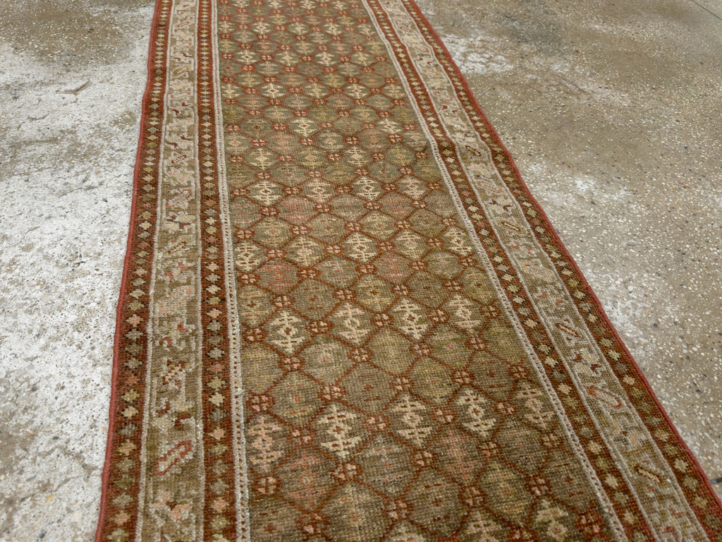 Antique Persian Malayer Runner, No.24214 - Galerie Shabab
