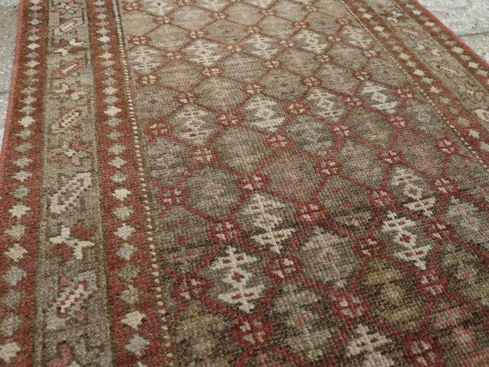 Vintage Persian Malayer Runner, No.24214 - Galerie Shabab