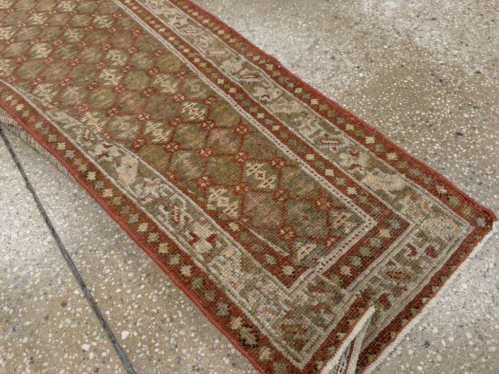 Antique Persian Malayer Runner, No.24214 - Galerie Shabab