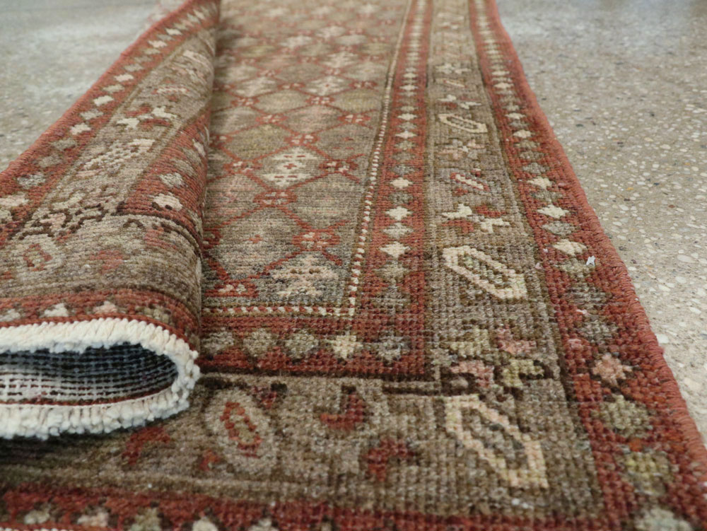Vintage Persian Malayer Runner, No.24214 - Galerie Shabab
