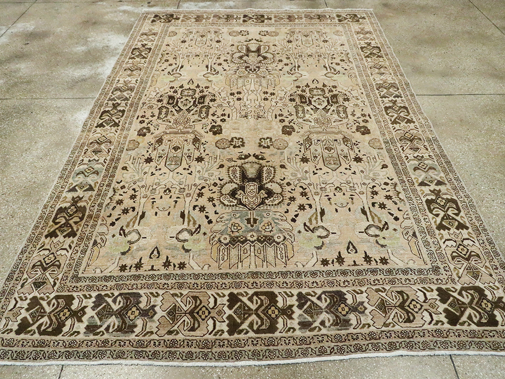 Antique Persian Tabriz Carpet, No.24216 - Galerie Shabab