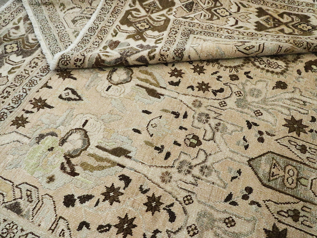 Antique Persian Tabriz Carpet, No.24216 - Galerie Shabab