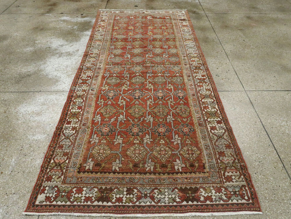 Antique Persian Bakhtiari Rug, No.24223 - Galerie Shabab