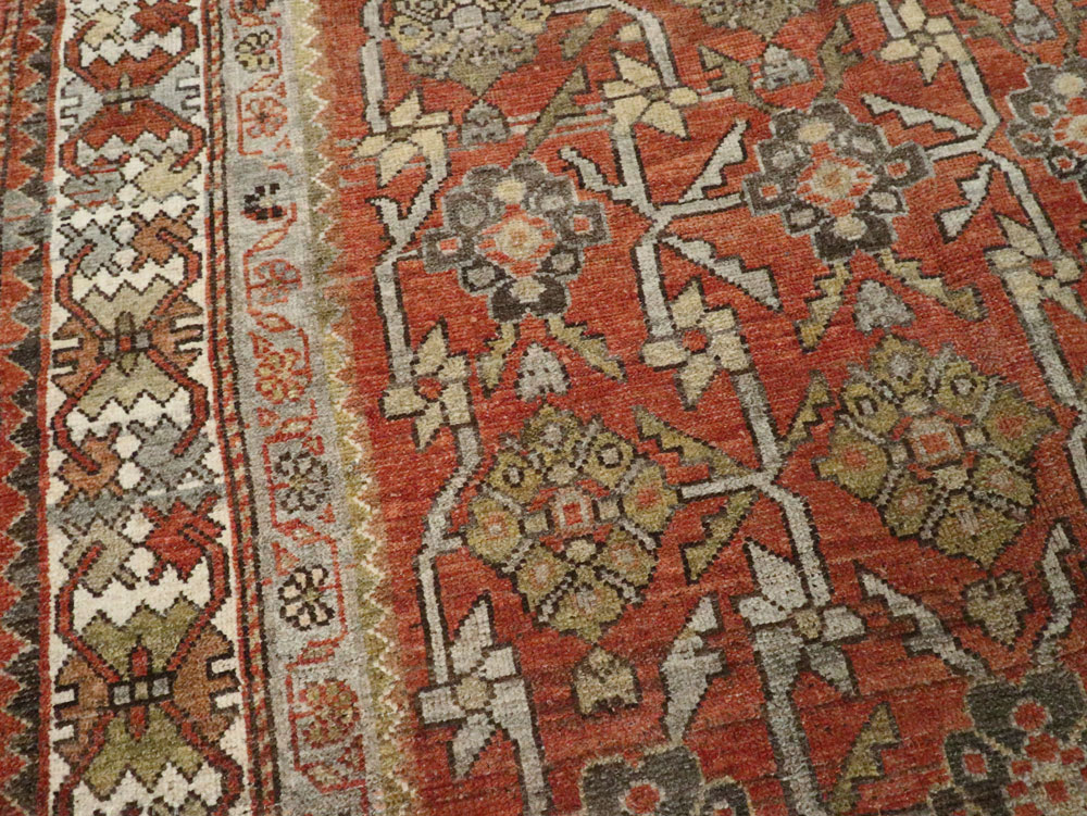 Antique Persian Bakhtiari Rug, No.24223 - Galerie Shabab