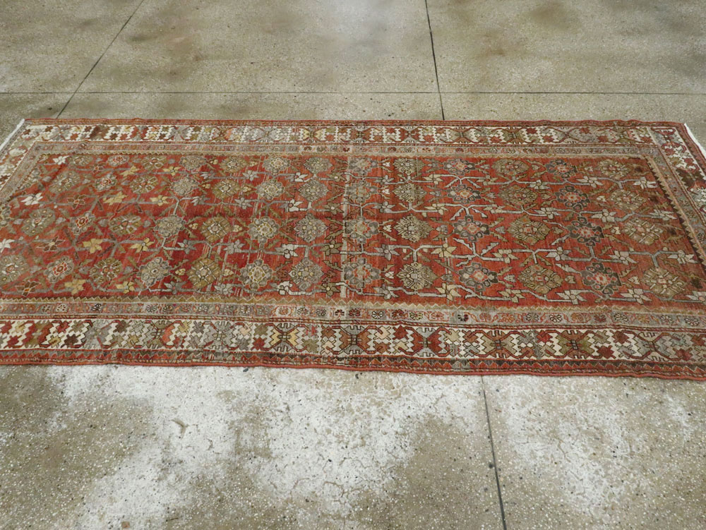 Antique Persian Bakhtiari Rug, No.24223 - Galerie Shabab