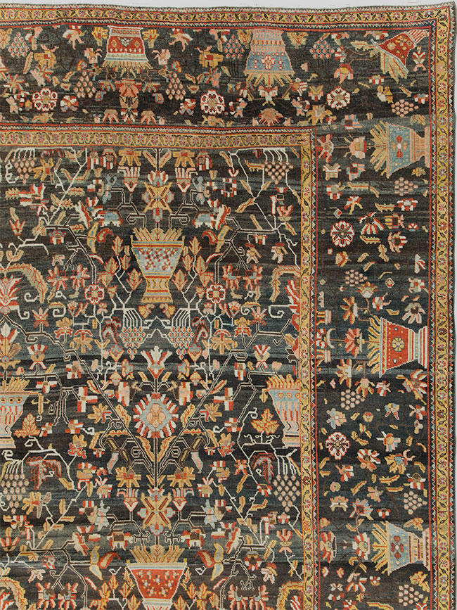 Antique Persian Bakhtiari Large Square Room Size Carpet, No.24232 - Galerie Shabab