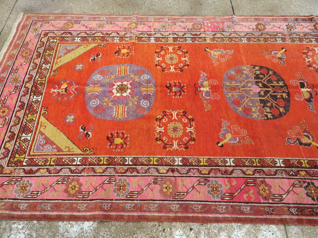 Antique East Turkestan Khotan Gallery Carpet, No.24237 - Galerie Shabab