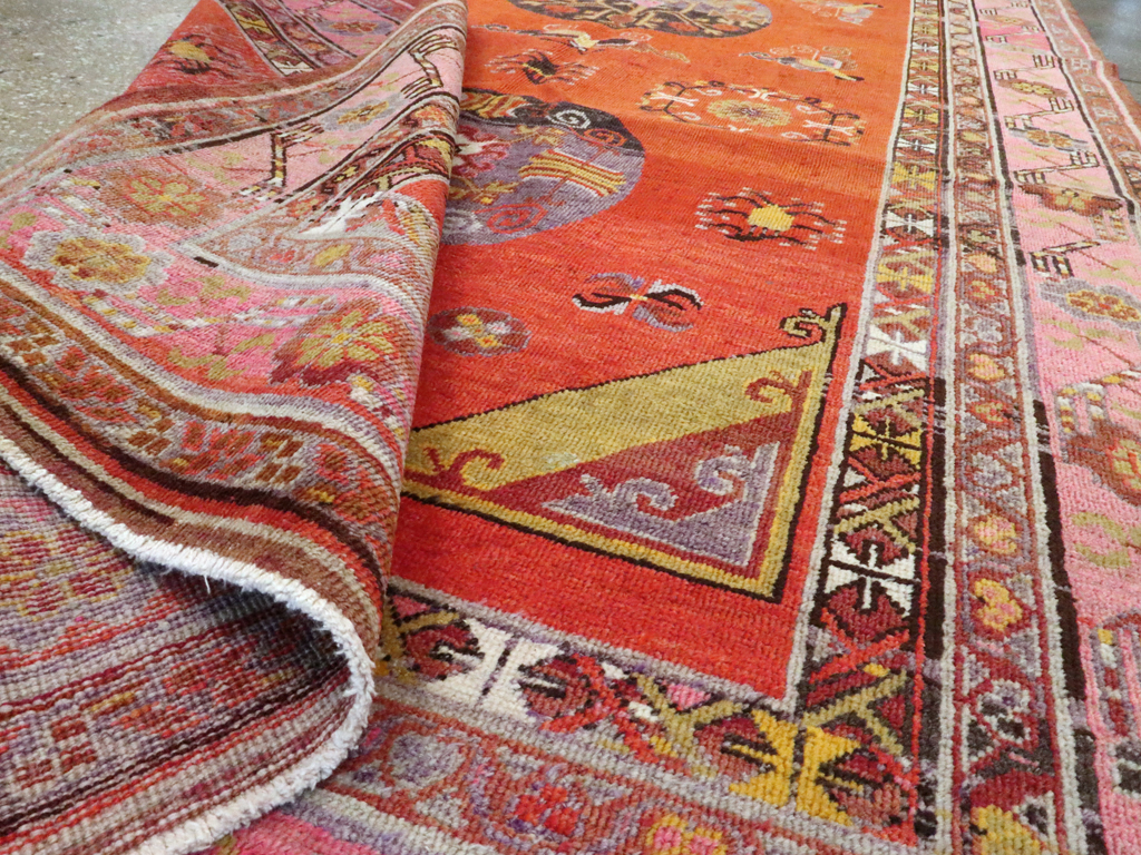 Antique East Turkestan Khotan Gallery Carpet, No.24237 - Galerie Shabab