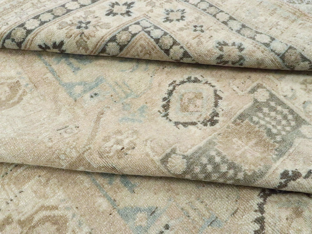 Antique Persian Malayer Carpet, No.24240 - Galerie Shabab