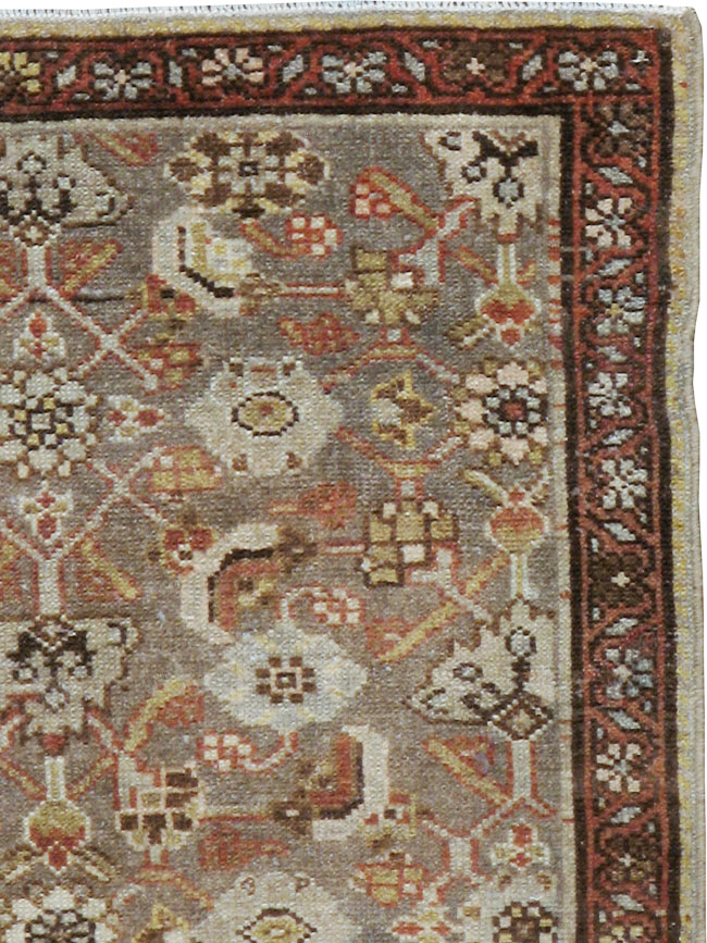 Vintage Persian Malayer Throw Rug, No.24250 - Galerie Shabab