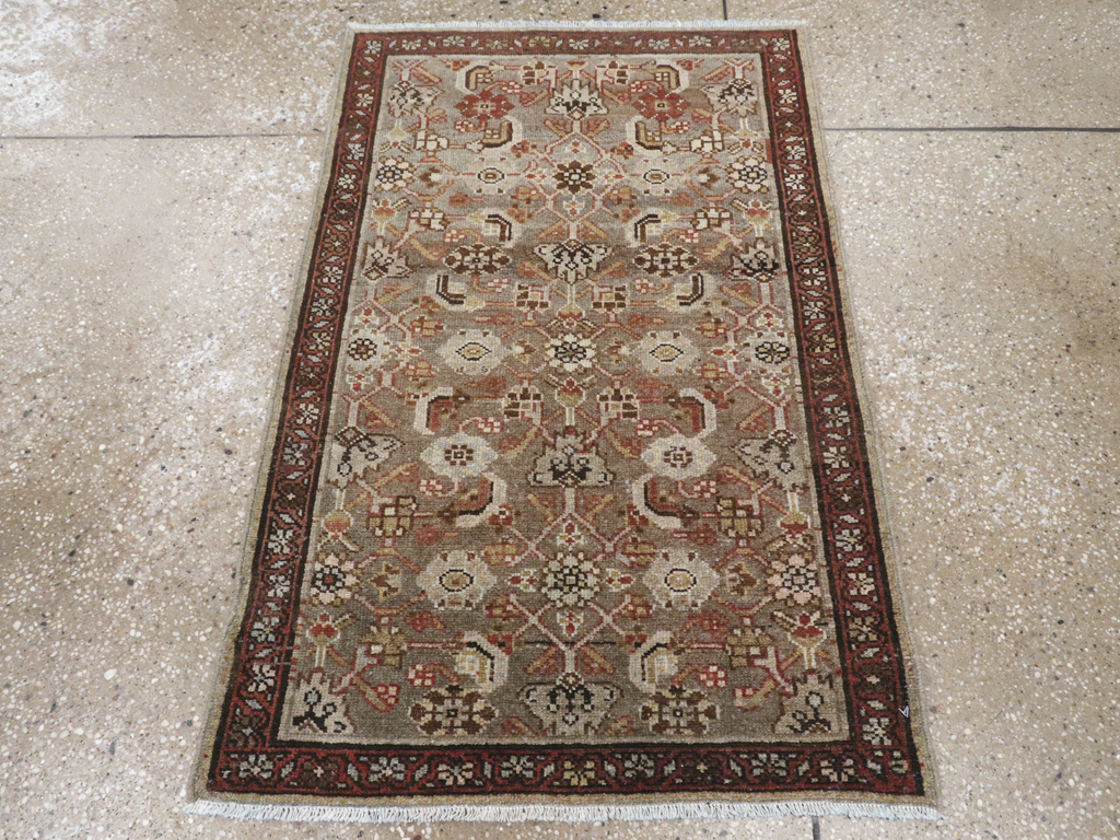 Vintage Persian Malayer Throw Rug, No.24250 - Galerie Shabab