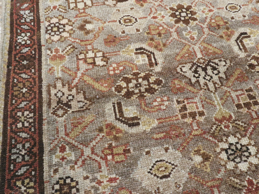 Vintage Persian Malayer Throw Rug, No.24250 - Galerie Shabab