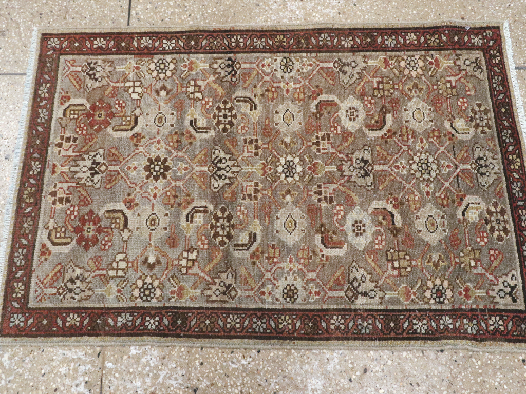 Vintage Persian Malayer Throw Rug, No.24250 - Galerie Shabab