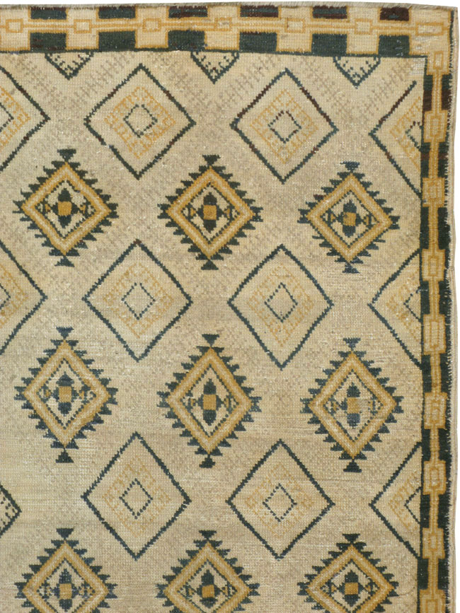 Vintage Moroccan Carpet, No.24251 - Galerie Shabab