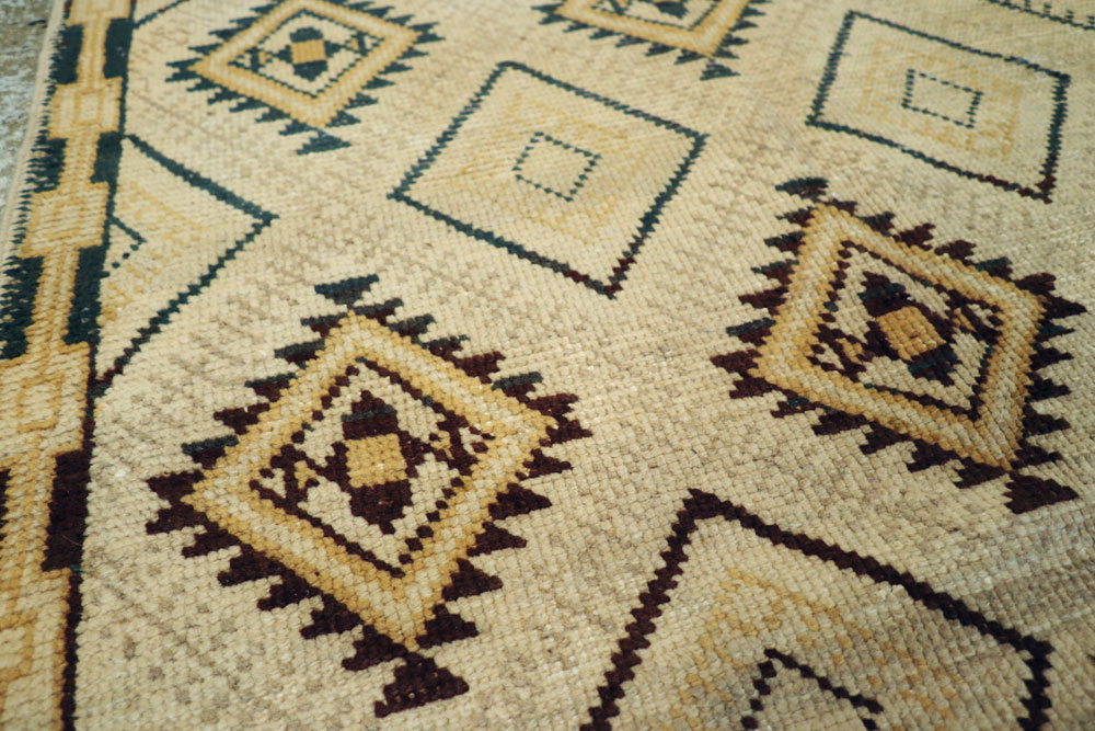 Vintage Moroccan Carpet, No.24251 - Galerie Shabab