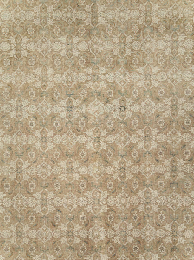 Antique Persian Tabriz Room Size Carpet, No.24253 - Galerie Shabab