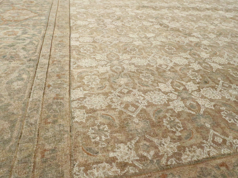 Antique Persian Tabriz Room Size Carpet, No.24253 - Galerie Shabab