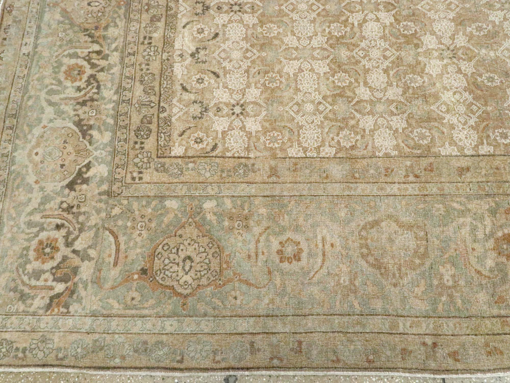 Antique Persian Tabriz Room Size Carpet, No.24253 - Galerie Shabab