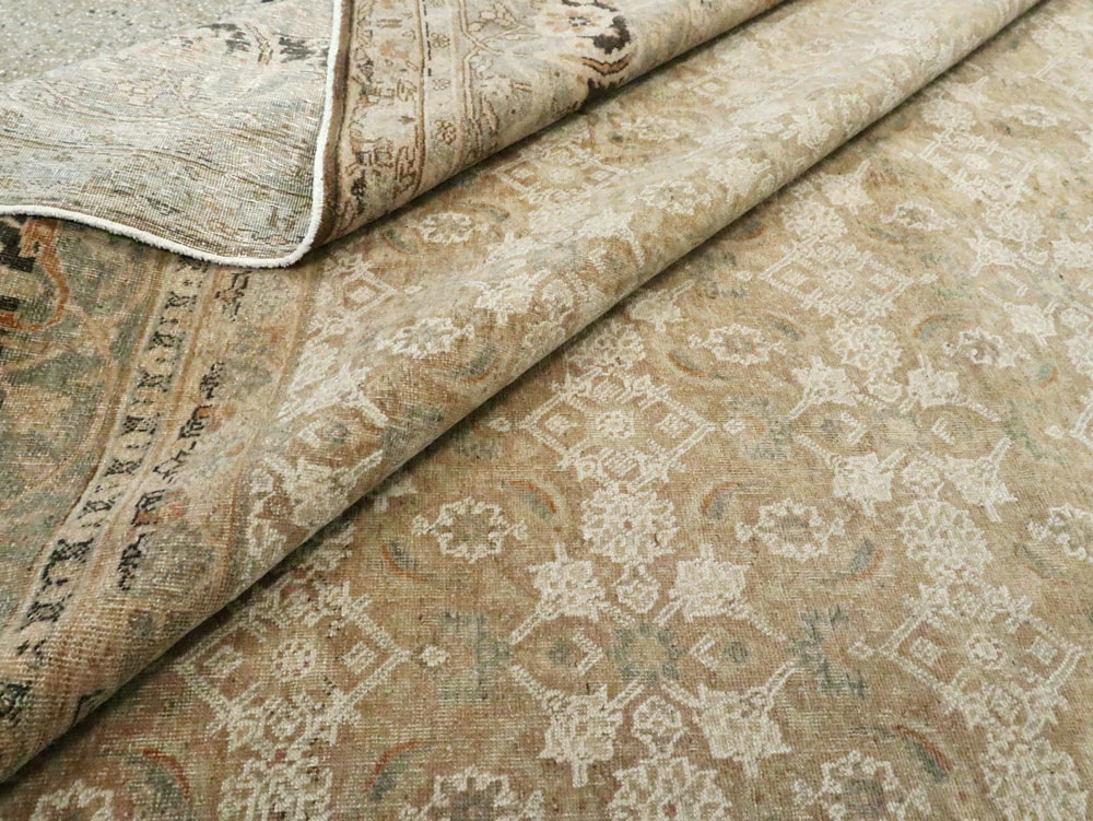 Antique Persian Tabriz Room Size Carpet, No.24253 - Galerie Shabab