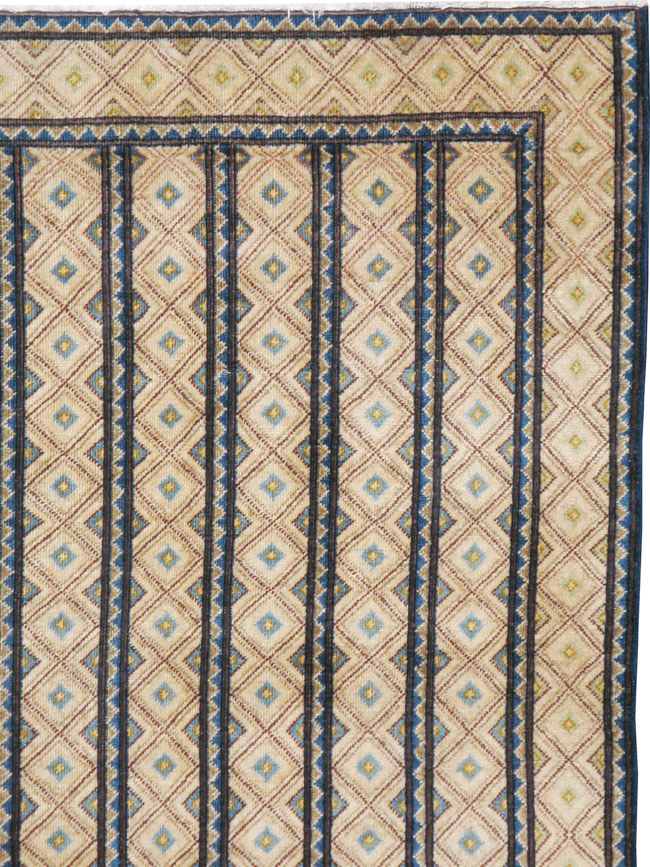 Vintage Persian Kashan Art Deco Carpet, No.24254 - Galerie Shabab
