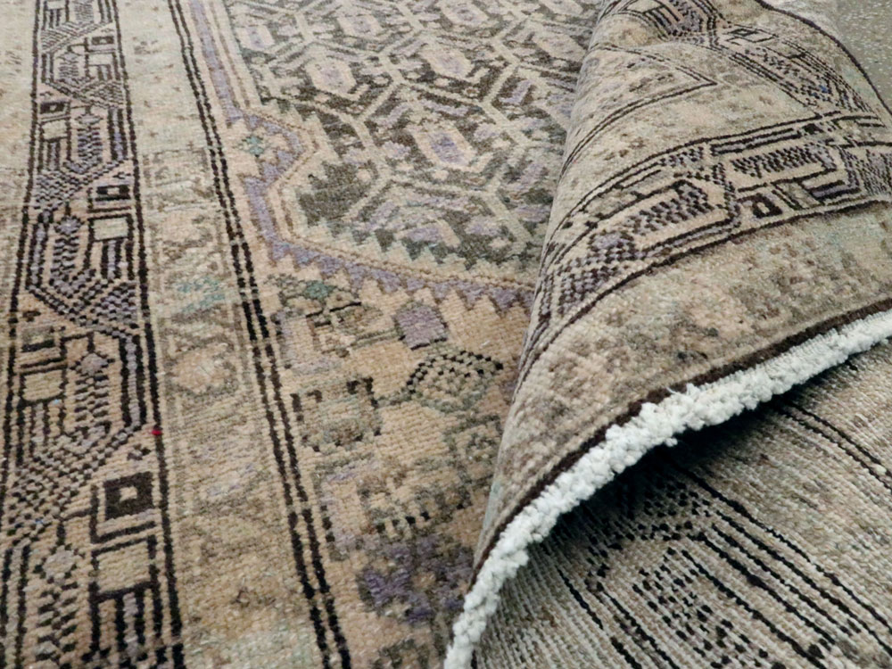 Vintage Persian Malayer Runner, No.24262 - Galerie Shabab