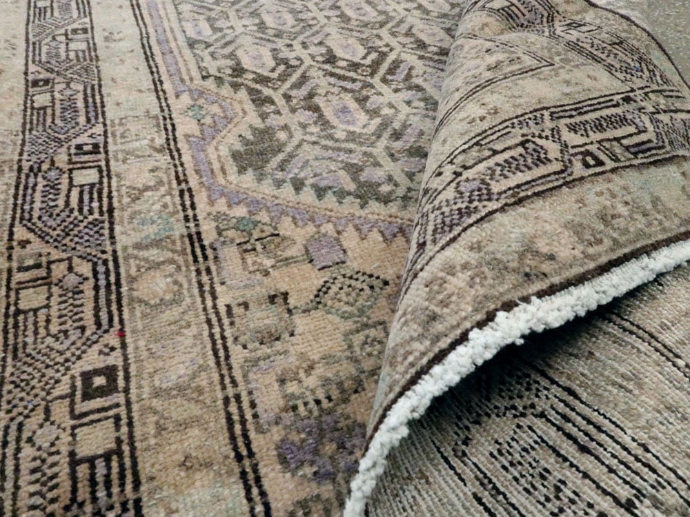 Vintage Persian Malayer Runner, No.24262 - Galerie Shabab