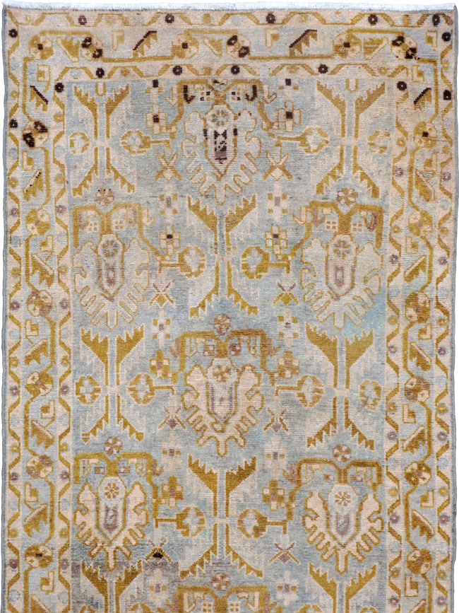 Vintage Persian Malayer Runner, No.24264 - Galerie Shabab