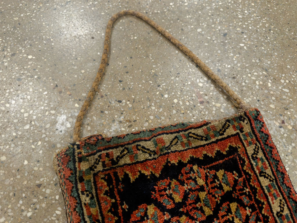 Antique Persian Bag Face, No.24280 - Galerie Shabab