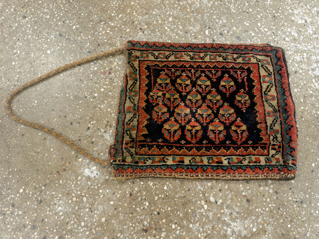 Antique Persian Bag Face, No.24280 - Galerie Shabab
