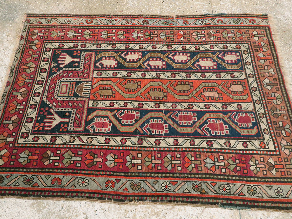 Antique Caucasian Karabagh Rug, No.24304 - Galerie Shabab