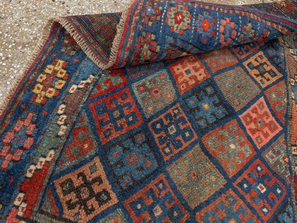 Antique Scandinavian North West Throw Rug, No.24305 - Galerie Shabab